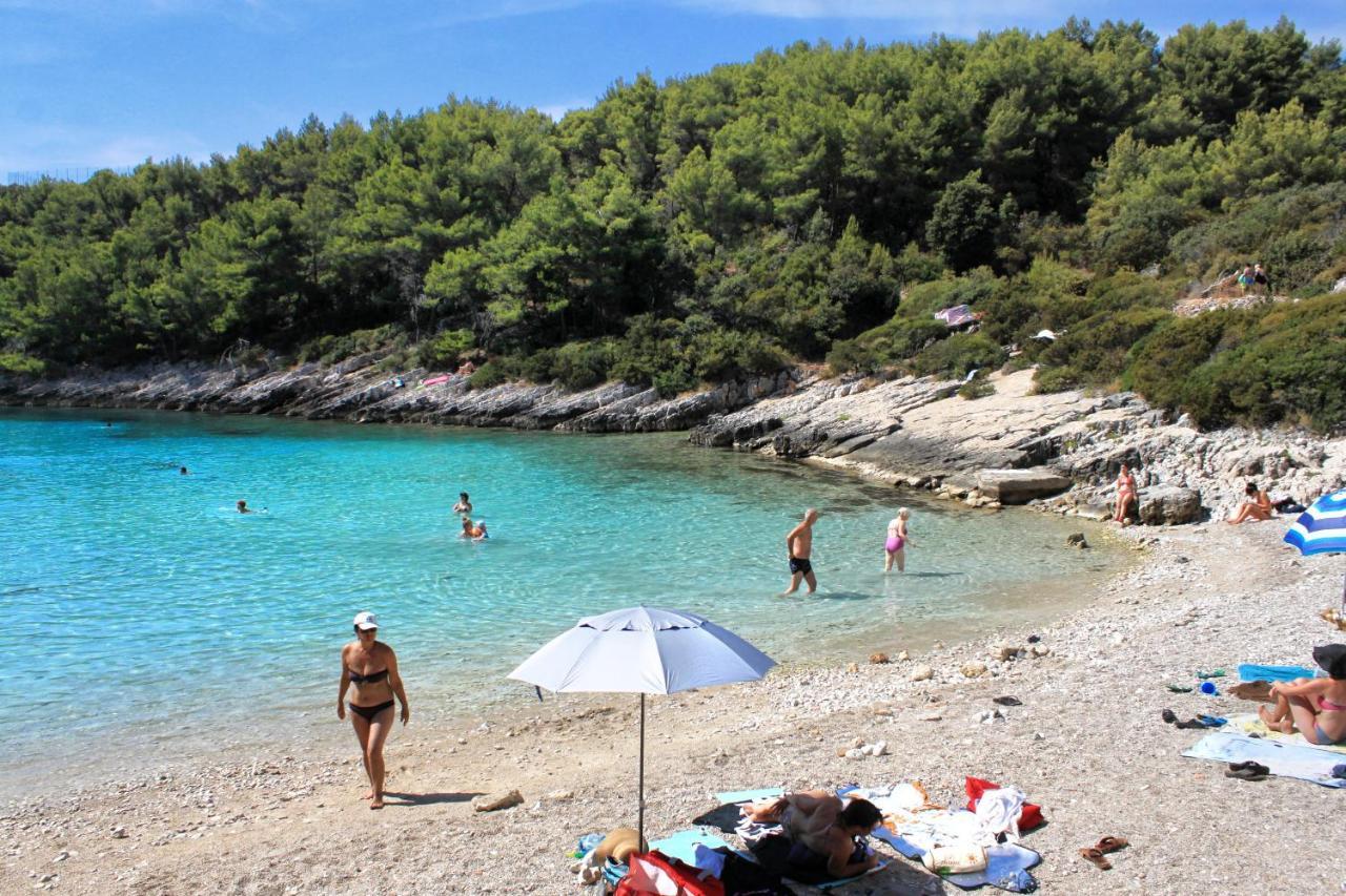 Family Friendly Apartments With A Swimming Pool Zavalatica, Korcula - 183 מראה חיצוני תמונה