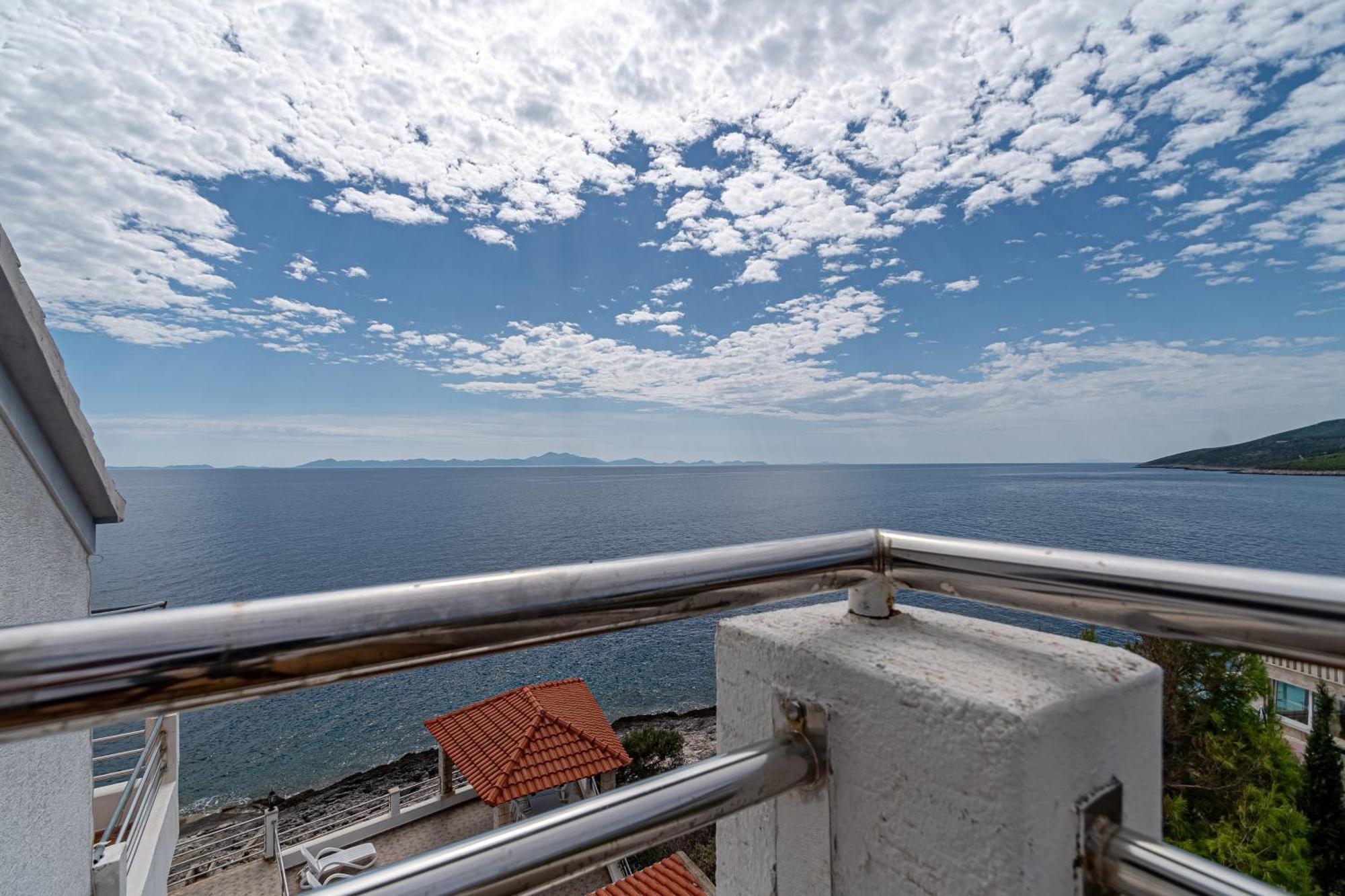 Family Friendly Apartments With A Swimming Pool Zavalatica, Korcula - 183 מראה חיצוני תמונה