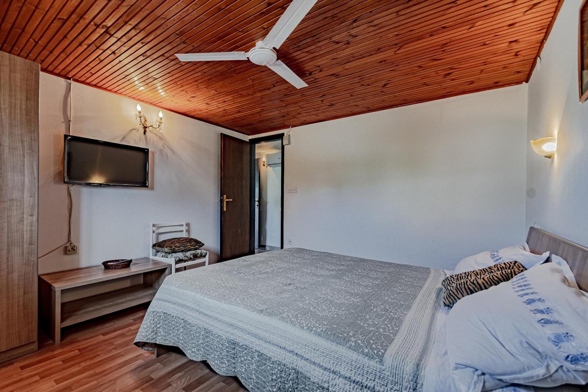 Family Friendly Apartments With A Swimming Pool Zavalatica, Korcula - 183 חדר תמונה